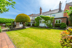 REAR GARDEN- click for photo gallery